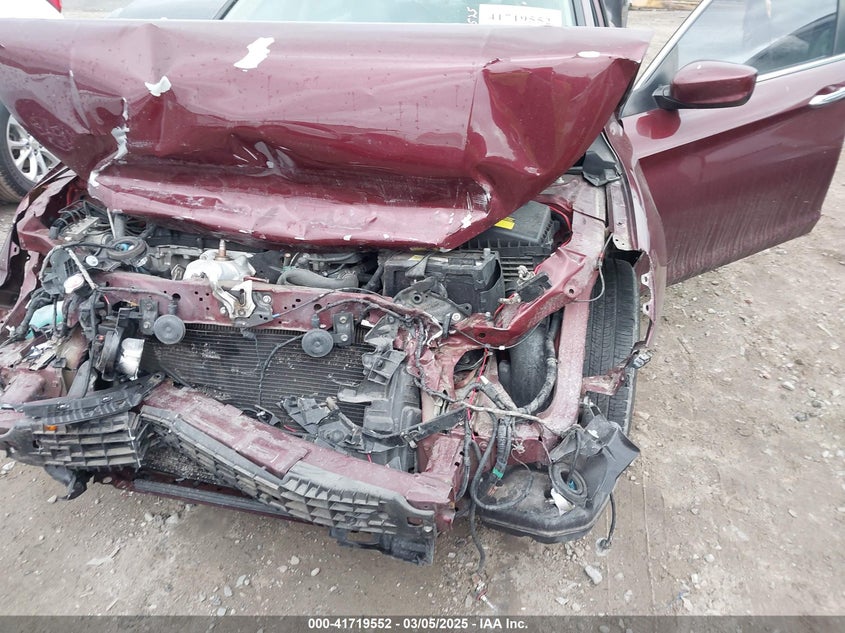 2015 HONDA ACCORD VIN: 1HGCR2F39FA081004