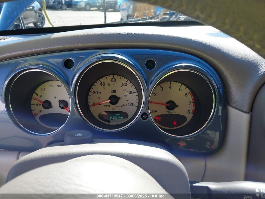 2002 Chrysler Pt Cruiser Limited VIN: 3C8FY68B62T381725 Lot: 41719947