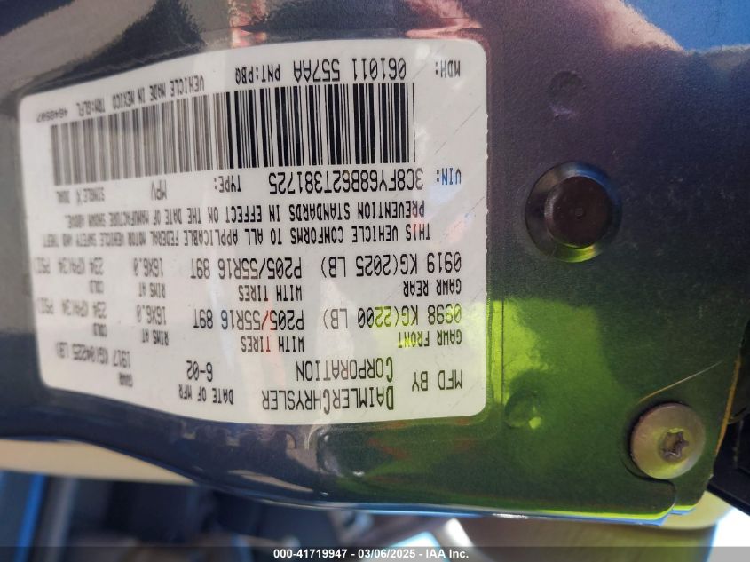 2002 Chrysler Pt Cruiser Limited VIN: 3C8FY68B62T381725 Lot: 41719947