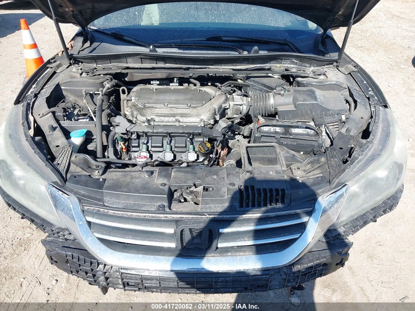 2014 HONDA ACCORD VIN: 1HGCR3F86EA027871