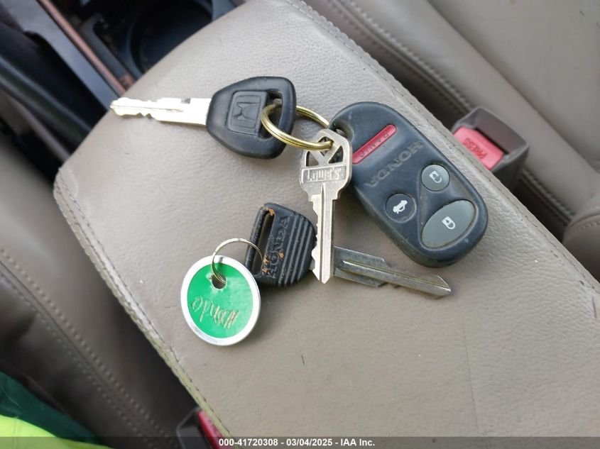 2000 Honda Accord 3.0 Ex VIN: 1HGCG1655YA084681 Lot: 41720308