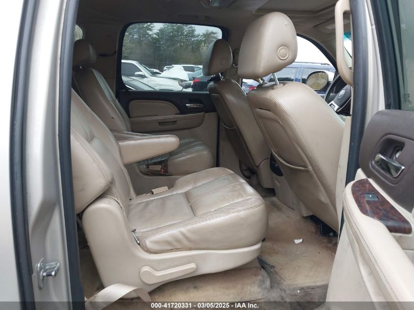 2007 GMC Yukon Xl 1500 Denali VIN: 1GKFK66827J233441 Lot: 41720331