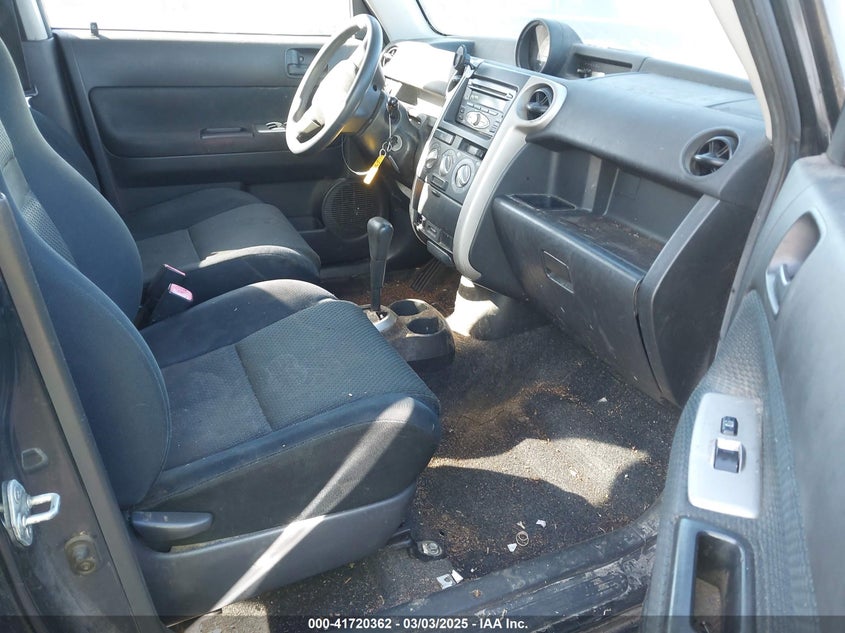 2006 SCION XB VIN: JTLKT324264092865