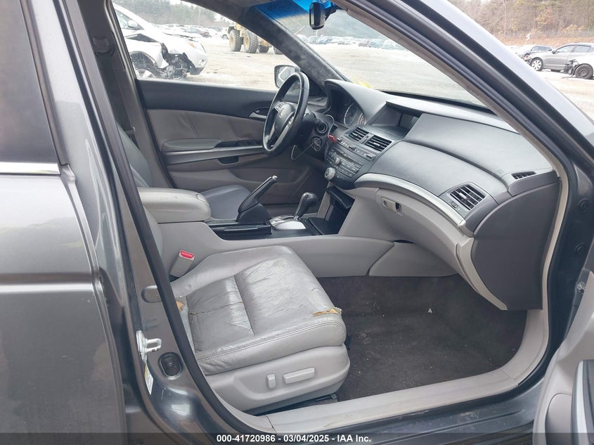2008 HONDA ACCORD VIN: 1HGCP36858A074948