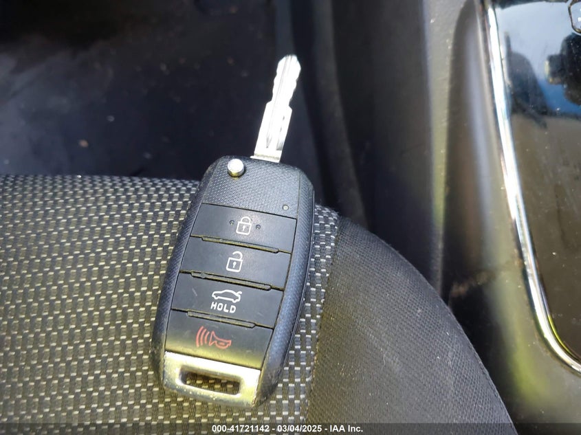 2017 KIA FORTE LX - 3KPFK4A70HE145842