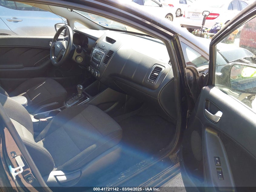 2017 KIA FORTE LX - 3KPFK4A70HE145842