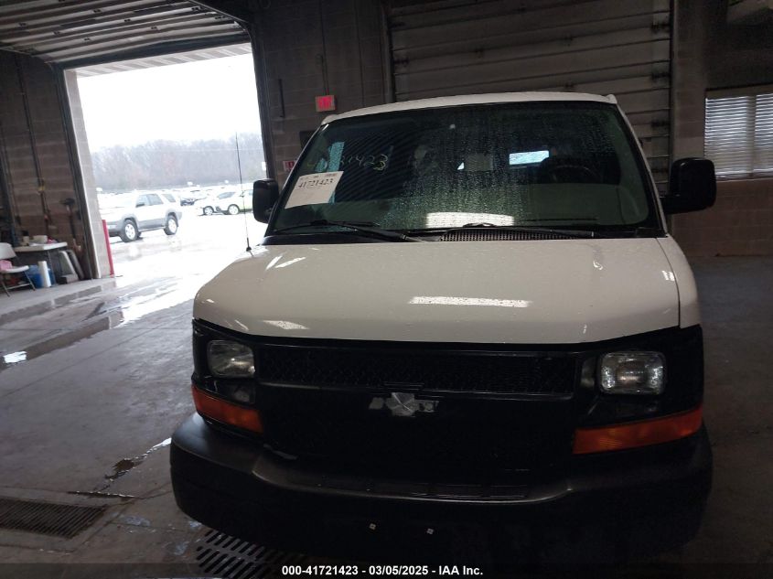 2005 Chevrolet Express VIN: 1GNFG15T851258340 Lot: 41721423