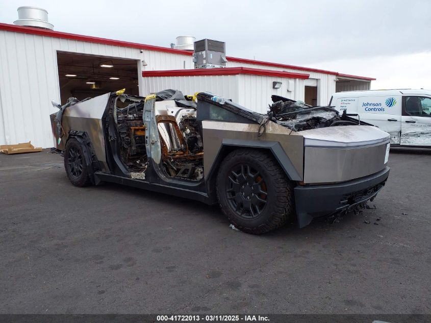 TESLA CYBERTRUCK ALL-WHEEL DRIVE