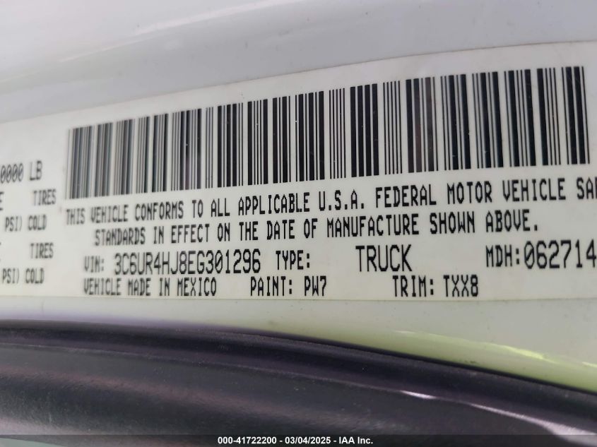 2014 Ram 2500 Tradesman VIN: 3C6UR4HJ8EG301296 Lot: 41722200