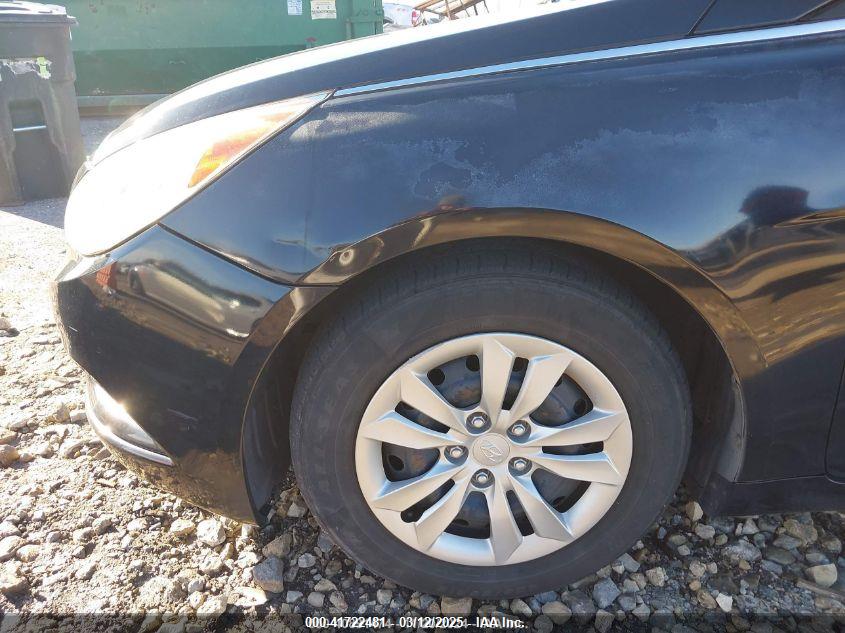2011 HYUNDAI SONATA VIN: 5NPEB4AC2BH165831