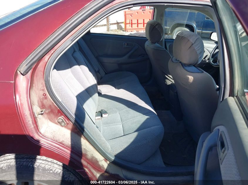 2000 Toyota Camry Le VIN: 4T1BG22K7YU694748 Lot: 41722604