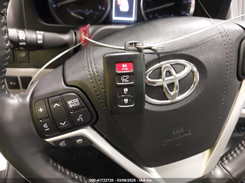 2015 Toyota Highlander Limited Platinum V6 VIN: 5TDDKRFH7FS161867 Lot: 41722720