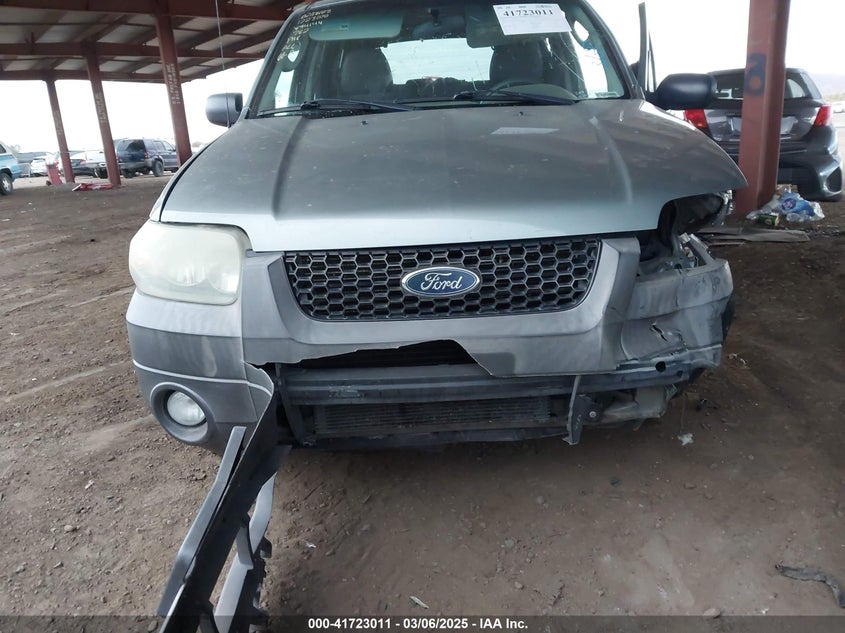 2007 FORD ESCAPE VIN: 1FMYU03107KA93270