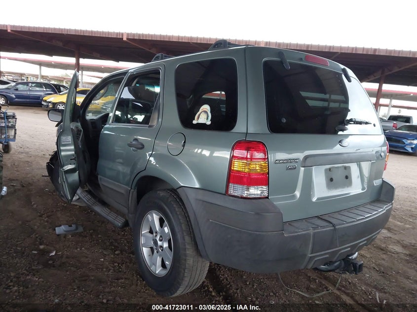2007 FORD ESCAPE VIN: 1FMYU03107KA93270