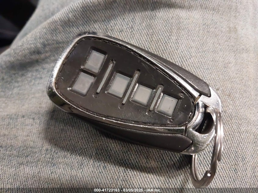 2018 CHEVROLET EQUINOX LT - 2GNAXSEV9J6298094