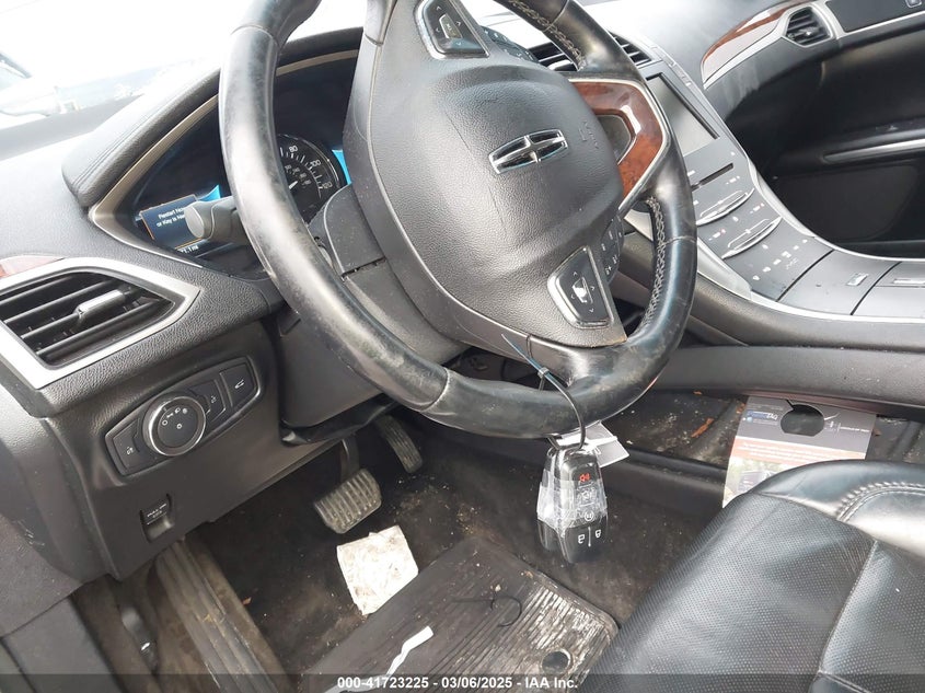 2015 LINCOLN MKZ HYBRID - 3LN6L2LUXFR625229