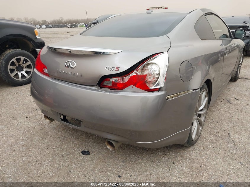 2008 INFINITI G37 VIN: JNKCV64E88M117710