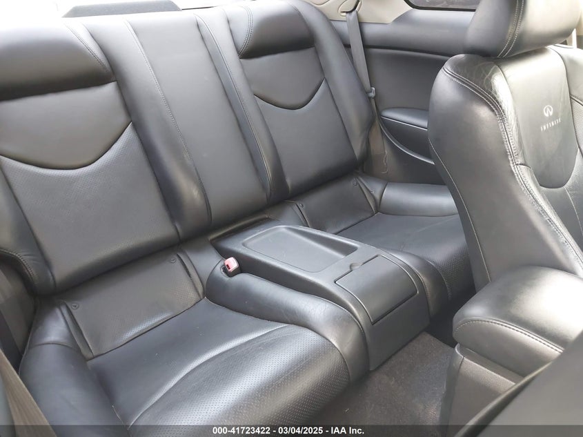 2008 INFINITI G37 VIN: JNKCV64E88M117710