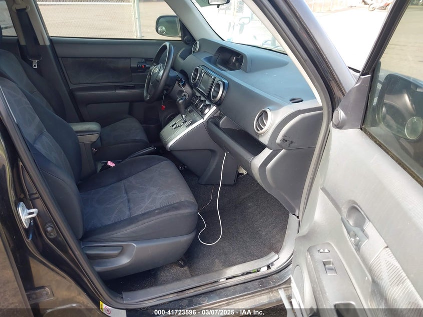 2012 SCION XB VIN: JTLZE4FE4C1142406