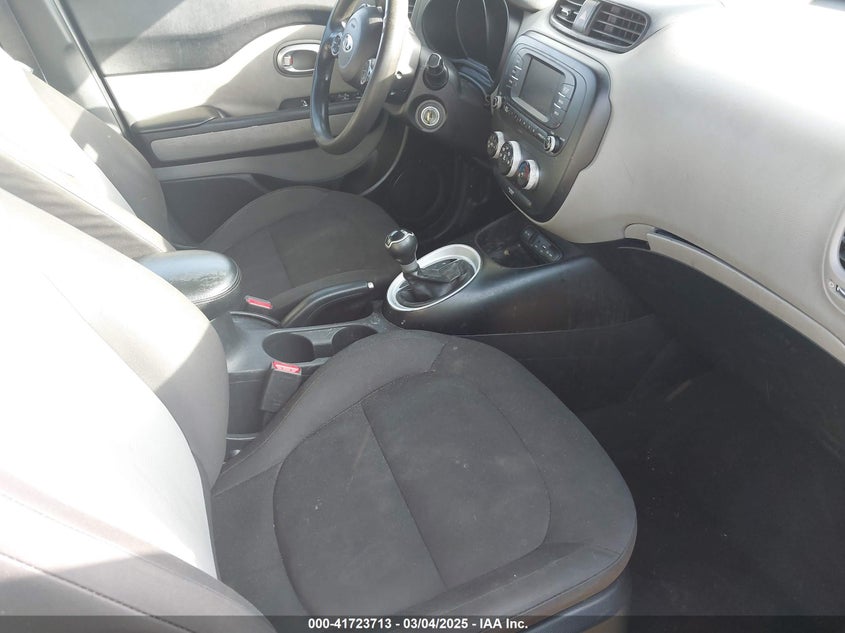 2017 KIA SOUL VIN: KNDJN2A25H7485806