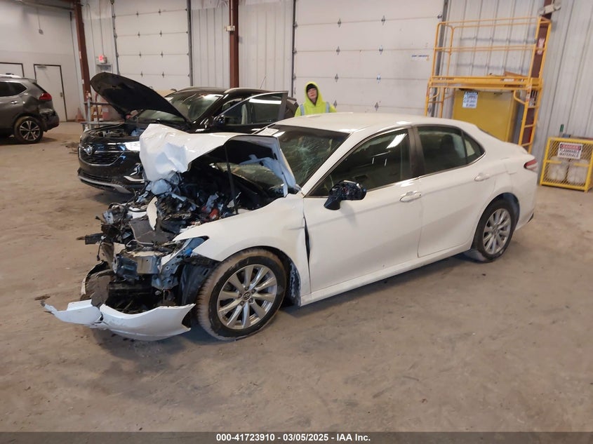 2018 TOYOTA CAMRY VIN: JTNB11HK0J3004675