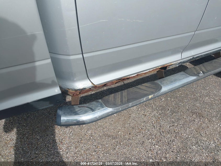 2009 Dodge Ram 1500 Slt/Sport/Trx VIN: 1D3HV18P39S802692 Lot: 41724125