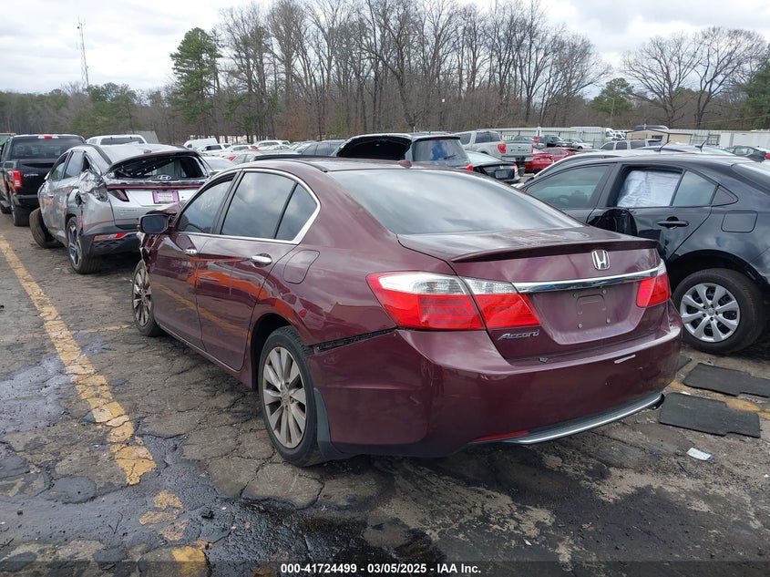2015 HONDA ACCORD SEDAN VIN: 1HGCR2F86FA009138