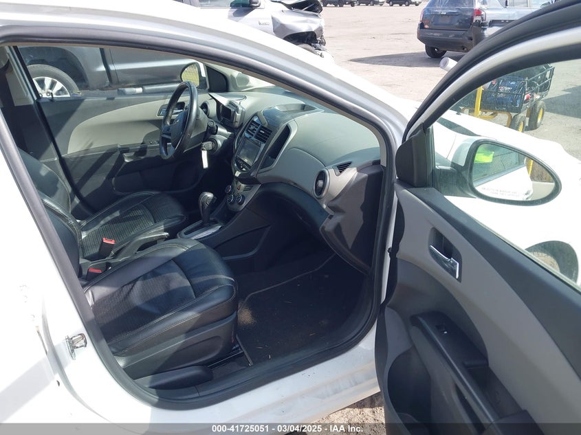 2016 CHEVROLET SONIC VIN: 1G1JE5SBXG4160349