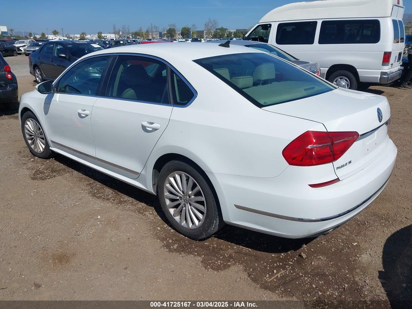 2016 VOLKSWAGEN PASSAT VIN: 1VWBT7A32GC037736