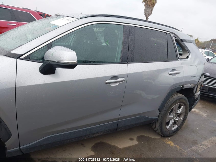 2022 TOYOTA RAV4 XLE - 2T3P1RFV8NW255002