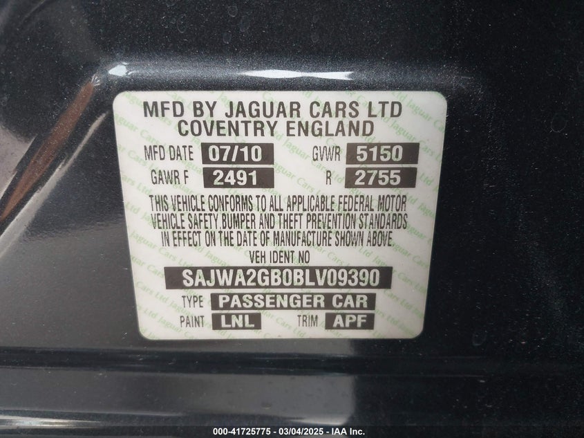 2011 JAGUAR XJ VIN: SAJWA2GB0BLV09390