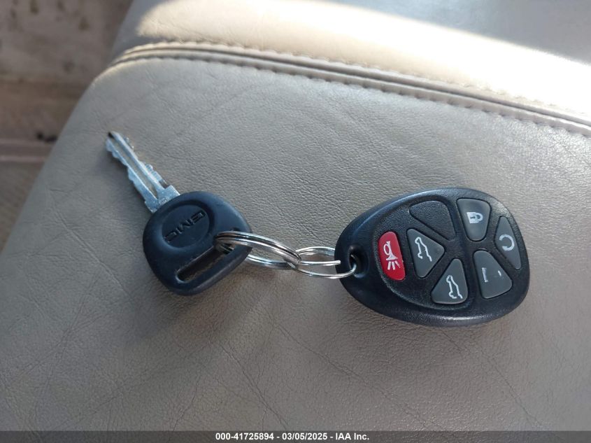 2007 GMC Yukon Xl 1500 Denali VIN: 1GKFK66817J253793 Lot: 41725894