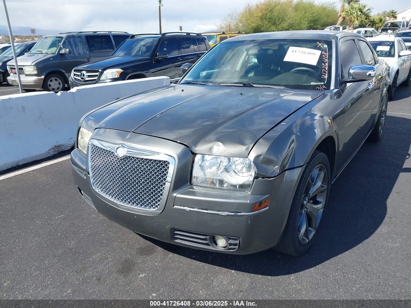 2010 Chrysler 300 Touring/Signature Series/Executive Series VIN: 2C3CA5CV0AH155213 Lot: 41726408