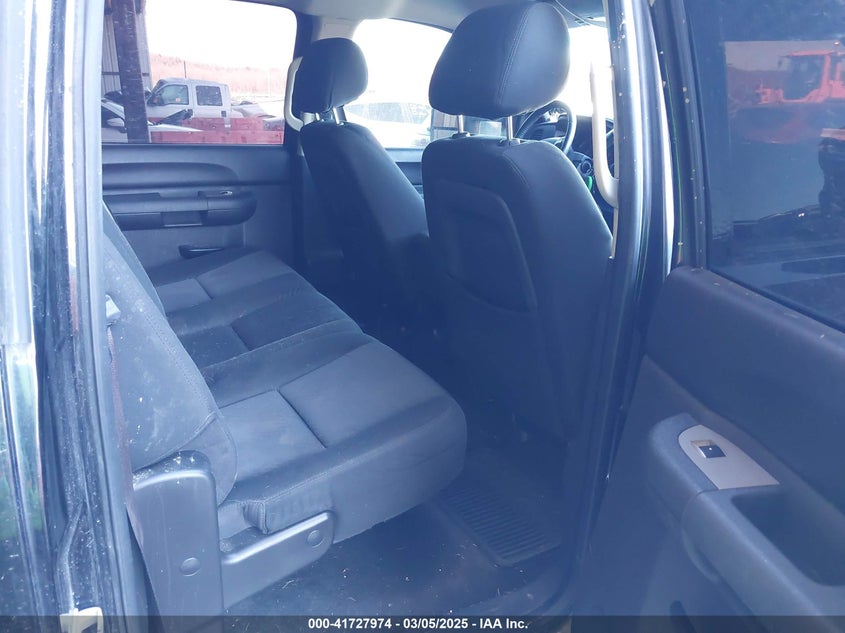 2010 CHEVROLET SILVERADO 1500 VIN: 3GCRKSE33AG223727