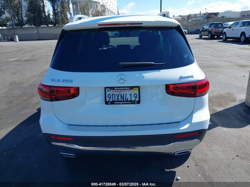 2022 MERCEDES-BENZ GLB 250 4MATIC - W1N4M4HBXNW254332