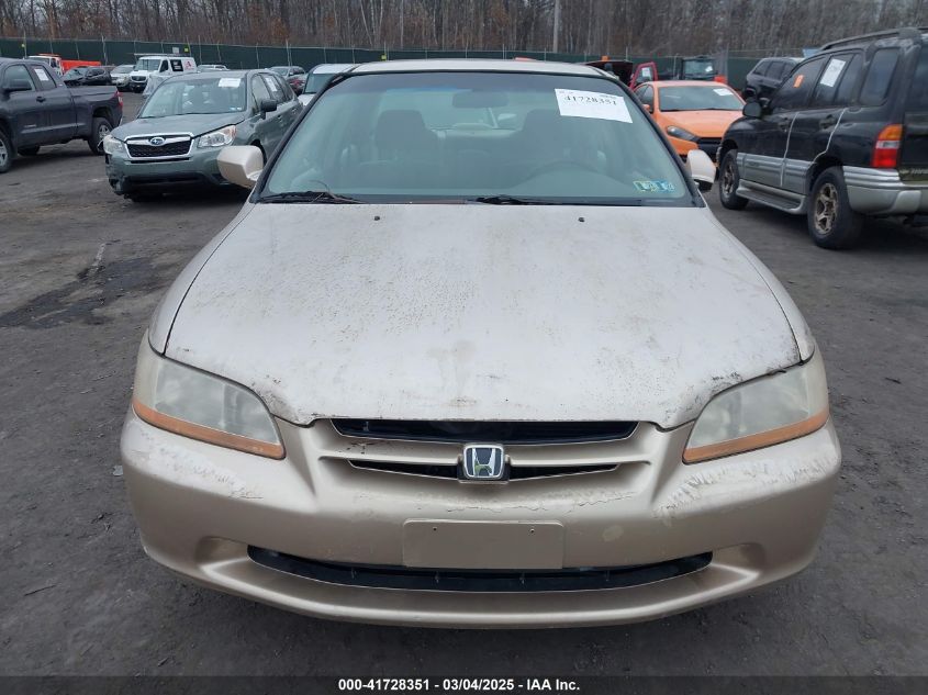 2000 Honda Accord 2.3 Lx VIN: 1HGCG6658YA066639 Lot: 41728351