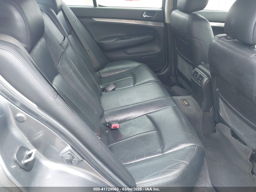 2013 INFINITI G37 JOURNEY - JN1CV6AP3DM304924