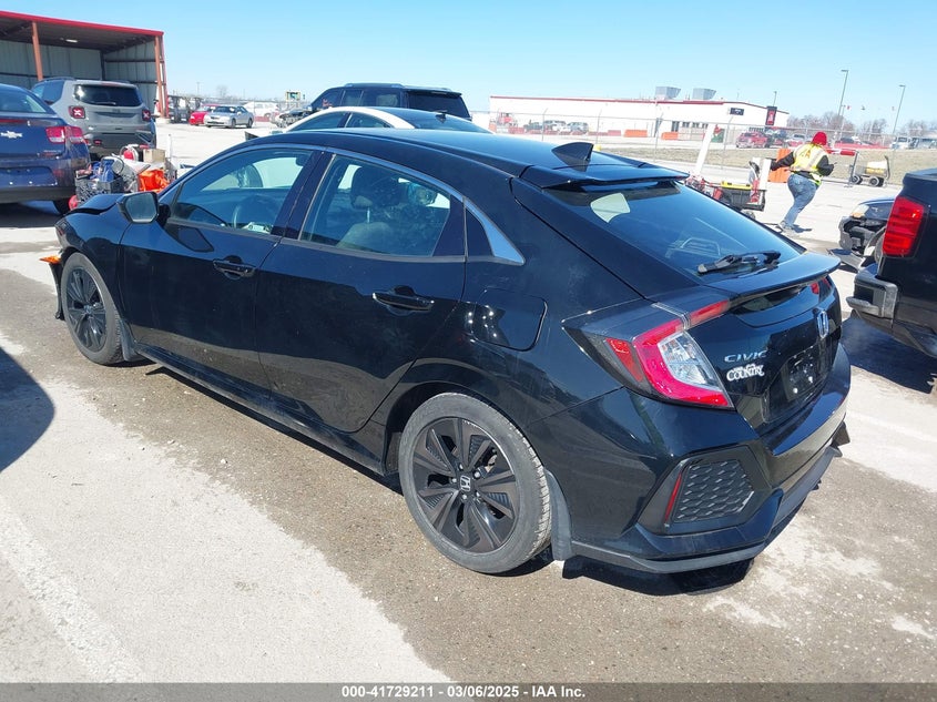 2018 HONDA CIVIC VIN: SHHFK7H53JU231425