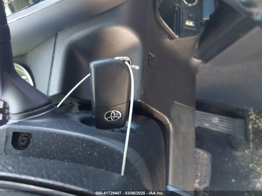 2019 TOYOTA CAMRY SE - 4T1B11HK1KU808348