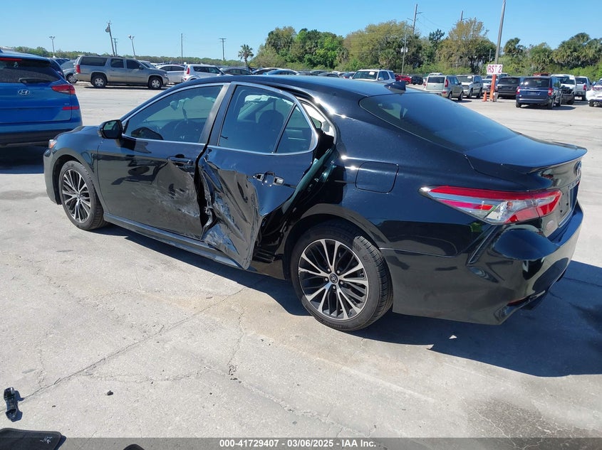2019 TOYOTA CAMRY SE - 4T1B11HK1KU808348