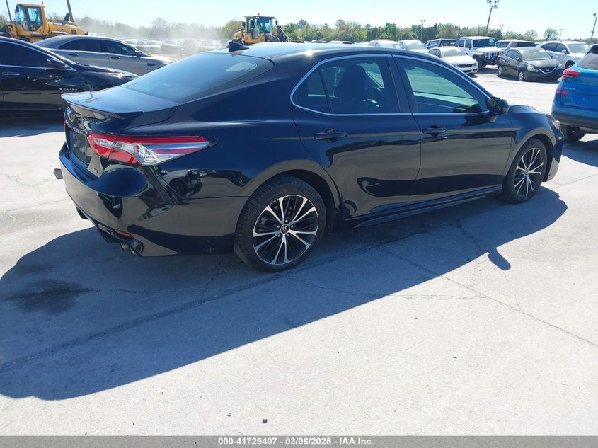 2019 TOYOTA CAMRY SE - 4T1B11HK1KU808348