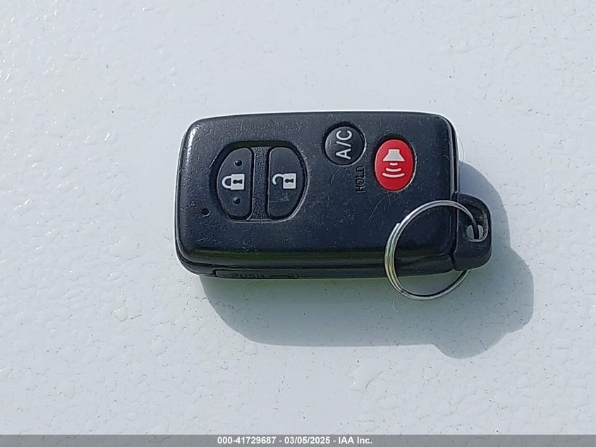 2012 TOYOTA PRIUS PLUG-IN VIN: JTDKN3DP0C3027446