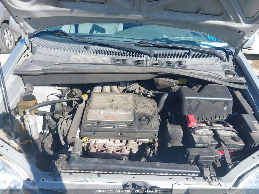 2002 Toyota Sienna Le VIN: 4T3ZF13C72U495961 Lot: 41729850