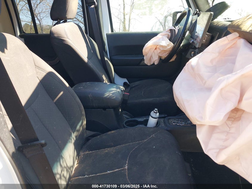 2017 JEEP WRANGLER UNLIMITED SPORT - 1C4BJWDG7HL520402