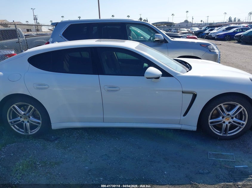 2015 PORSCHE PANAMERA 2/4 - WP0AA2A74FL006688