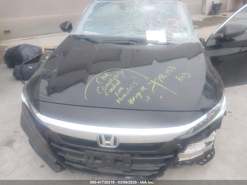 2018 HONDA ACCORD VIN: 1HGCV1F11JA130824