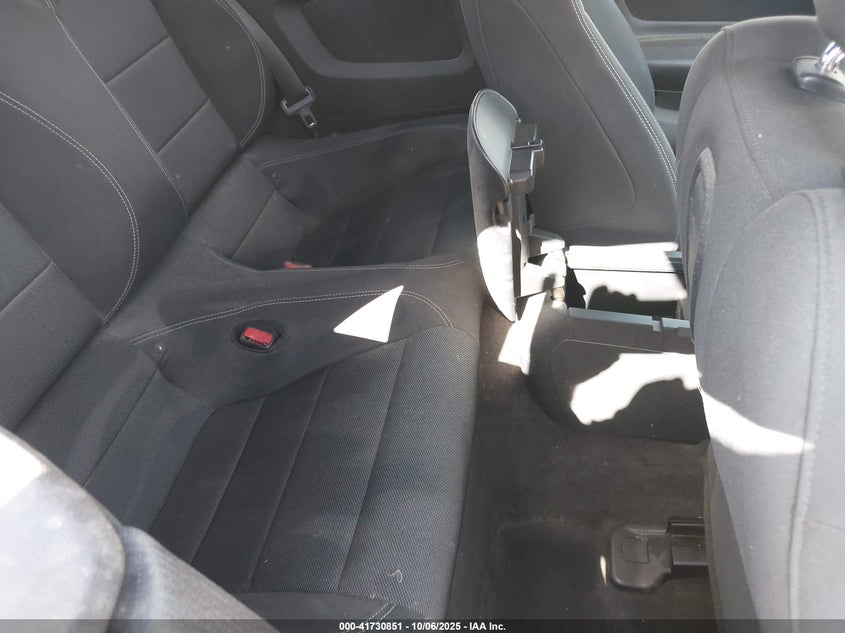 2015 Ford Mustang V6 VIN: 1FATP8EM2F5409542 Lot: 41730851