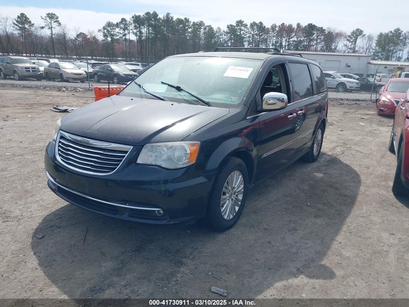 2012 CHRYSLER TOWN & COUNTRY VIN: 2C4RC1CG3CR106871