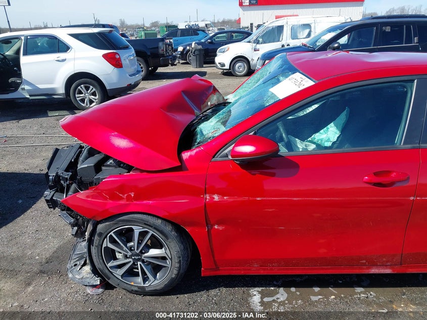 2024 Kia Forte Lxs VIN: 3KPF24AD6RE704415 Lot: 41731202