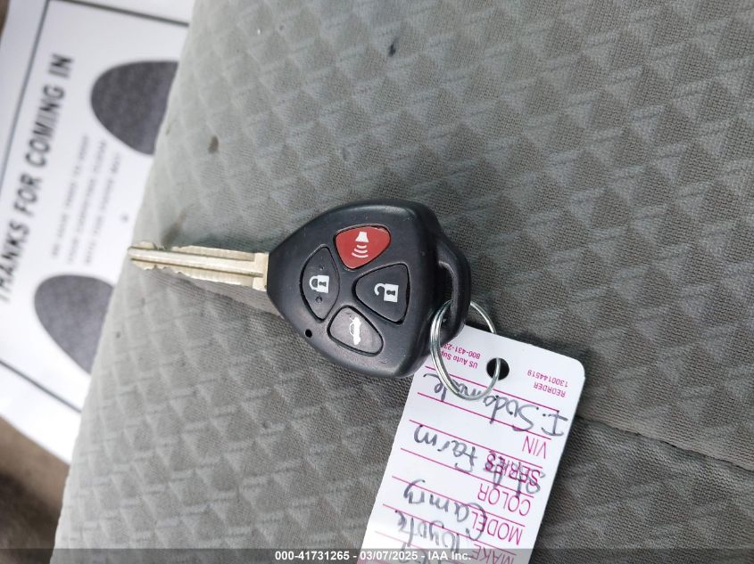 2009 Toyota Camry Le VIN: 4T1BE46K49U320529 Lot: 41731265